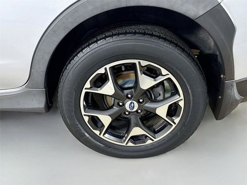 Used 2018 Subaru Crosstrek 2.0i Premium w/ Moonroof Package AWD/4WD image 30