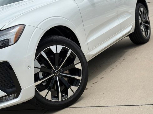 New 2026 Volvo XC60 B5 Plus w/ Protection Package Premier image 9