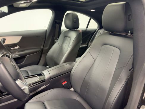 Used 2025 Mercedes-Benz CLA 250 image 24