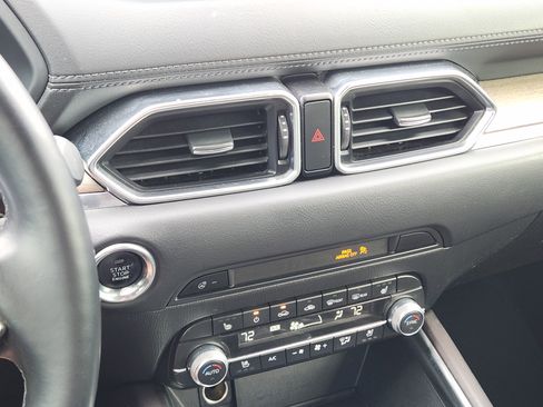 Used 2020 MAZDA CX-5 Signature image 22