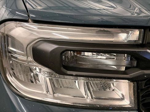 Used 2022 Ford Maverick XLT image 27