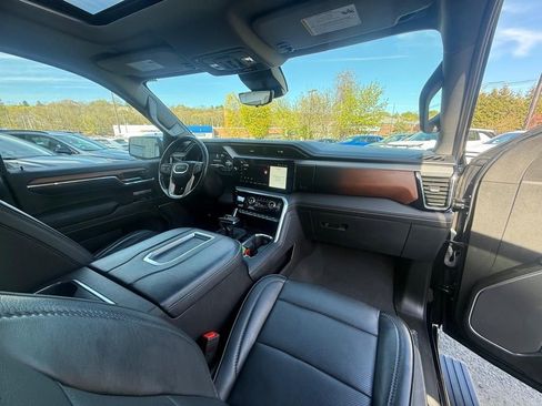 Used 2022 GMC Sierra 1500 Denali w/ Denali Reserve Package AWD/4WD image 22