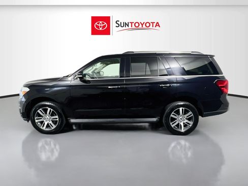 Used 2024 Ford Expedition Limited AWD/4WD image 7