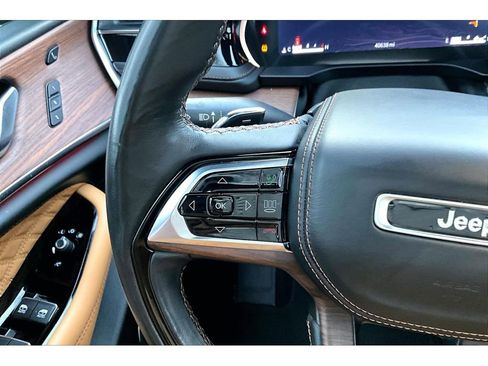 Certified 2024 Jeep Grand Cherokee L Summit w/ High Altitude Package image 25