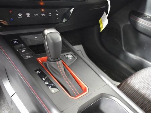 Certified 2025 Nissan Kicks SR image 22