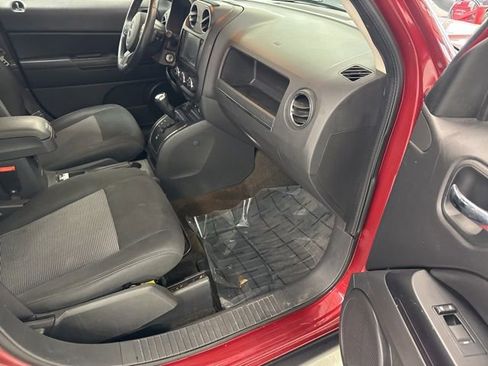 Used 2014 Jeep Patriot Latitude image 19