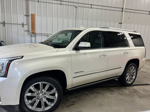 Used 2015 GMC Yukon Denali w/ Open Road Package AWD/4WD image 2