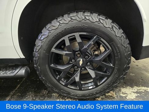Used 2022 Chevrolet Tahoe Z71 w/ Z71 Off-Road Package AWD/4WD image 12