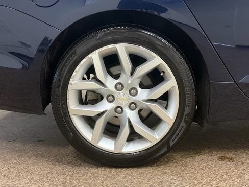 Used 2016 Chevrolet Impala LTZ w/ Enhanced Convenience Package image 20