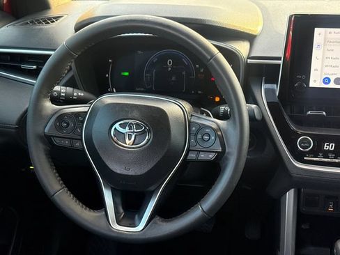 Used 2024 Toyota Corolla Cross AWD Hybrid w/ Convenience Package image 13