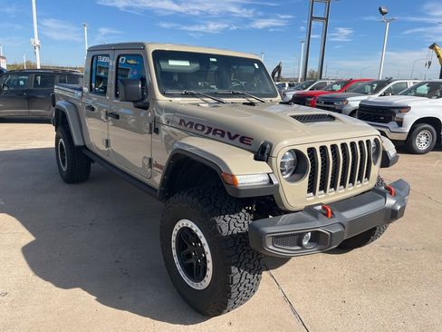 Used 2022 Jeep Gladiator Mojave w/ LED Lighting Group image 3