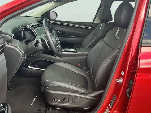 Used 2023 Hyundai Tucson Limited w/ Cargo Package FWD image 7