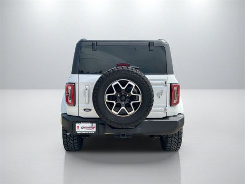 Used 2023 Ford Bronco Outer Banks image 5