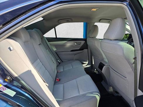 Used 2016 Toyota Camry LE FWD image 13