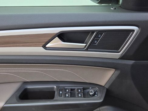 Certified 2022 Volkswagen Atlas SEL AWD/4WD image 19
