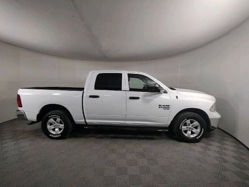 Used 2022 RAM 1500 Tradesman w/ Chrome Appearance Group image 9