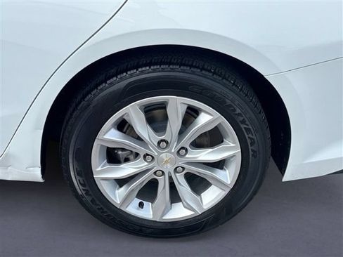 Used 2023 Chevrolet Malibu LT FWD image 13