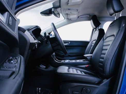 Used 2024 Ford Edge SEL image 6