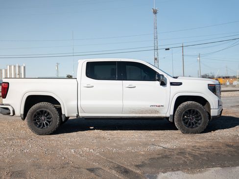 Used 2023 GMC Sierra 1500 AT4X image 6