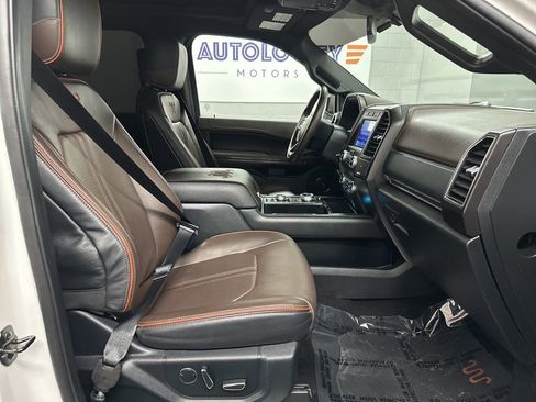 Used 2021 Ford Expedition King Ranch image 21