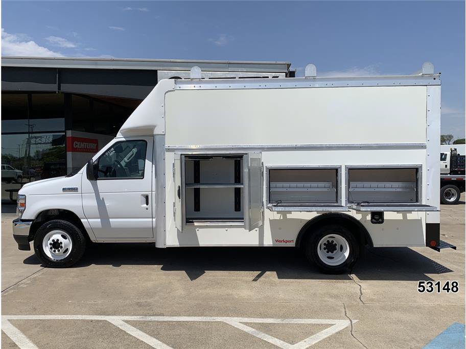 Used 2024 Ford E-350 and Econoline 350 Super Duty w/ Power Windows & Locks Group RWD image 6