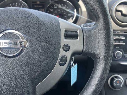 Used 2014 Nissan Rogue S w/ Convenience Package AWD/4WD image 37