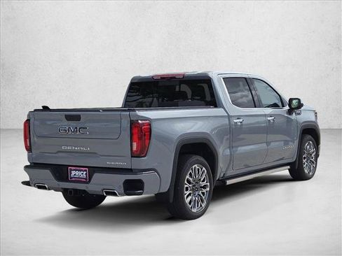 Used 2025 GMC Sierra 1500 Denali Ultimate AWD/4WD image 5