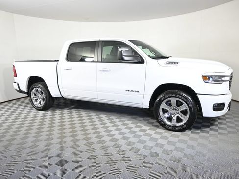 Used 2026 RAM 1500 Big Horn AWD/4WD image 9