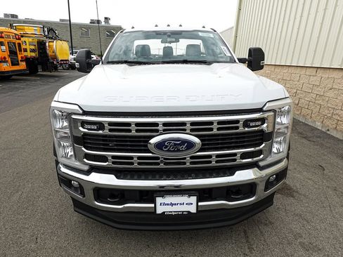 New 2026 Ford F550 4x4 Regular Cab Super Duty image 3