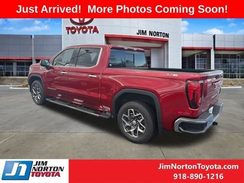 Used 2023 GMC Sierra 1500 SLT w/ SLT Premium Package image 5