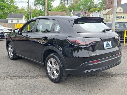 Certified 2023 Honda HR-V LX image 4