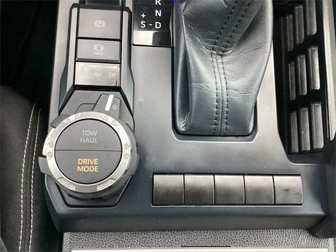 Used 2024 Toyota Tacoma TRD Sport image 25