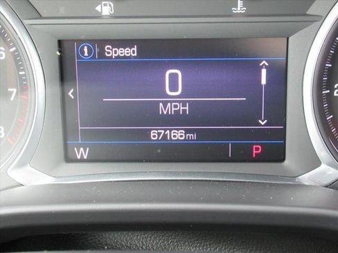 Used 2020 GMC Acadia SLE w/ Driver Convenience Package image 30