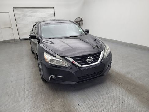 Used 2017 Nissan Altima 2.5 SV w/ Convenience Package image 14