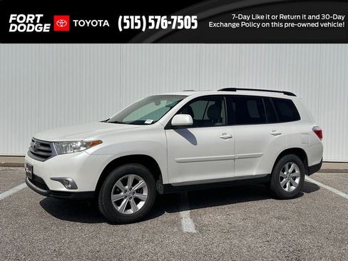 Used 2011 Toyota Highlander SE w/ Tow Pkg AWD/4WD image 1