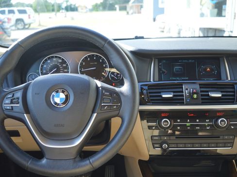 Used 2017 BMW X3 xDrive28i AWD/4WD image 30