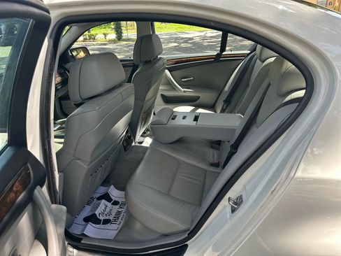 Used 2010 BMW 535i Sedan image 9