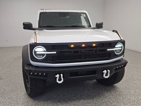 Used 2024 Ford Bronco Wildtrak image 5