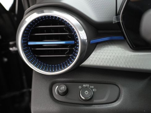 New 2026 Chevrolet Trax LT w/ Driver Confidence Package image 26