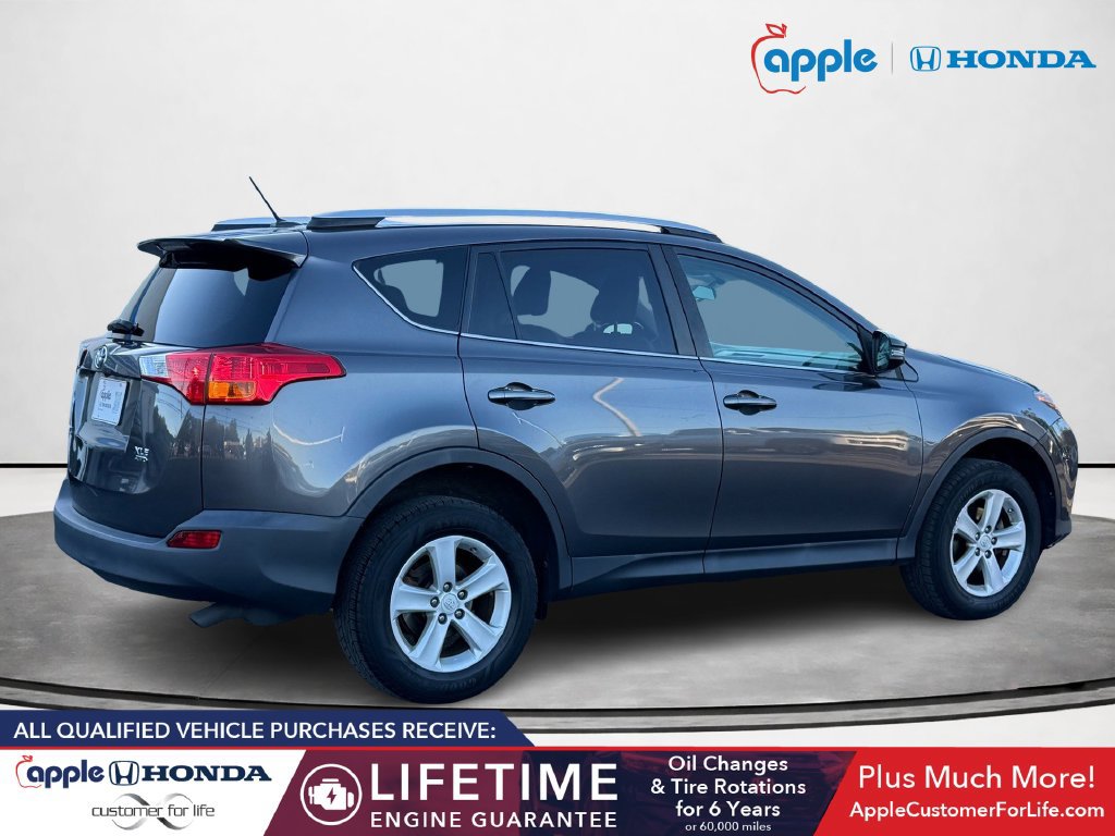 Used 2014 Toyota RAV4 XLE AWD/4WD image 3