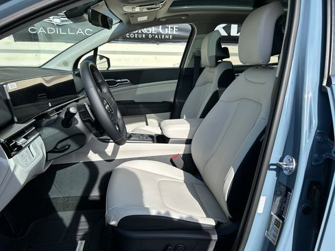 New 2026 Kia Sportage AWD Hybrid image 11