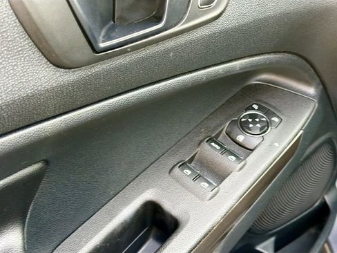 Used 2019 Ford EcoSport SES image 17