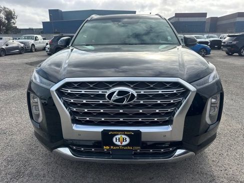Used 2020 Hyundai Palisade Limited FWD image 2