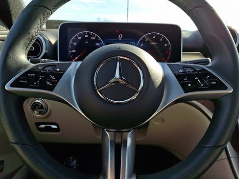 Used 2024 Mercedes-Benz C 300 4MATIC Sedan image 19