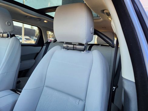 Certified 2025 Land Rover Range Rover Velar S image 8