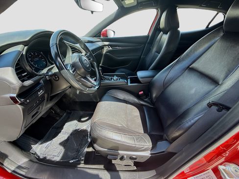 Used 2020 MAZDA MAZDA3 AWD Hatchback w/ Premium Pkg image 16
