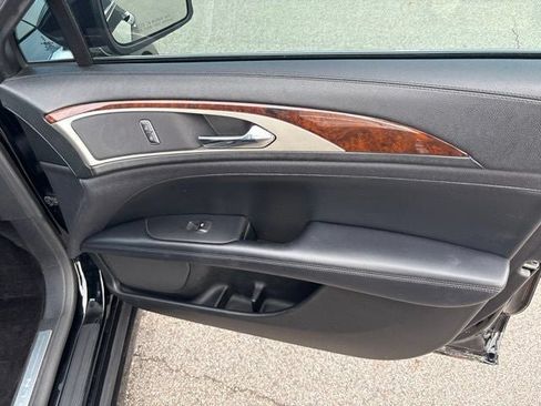 Used 2017 Lincoln MKZ Reserve w/ Climate Package AWD/4WD image 5