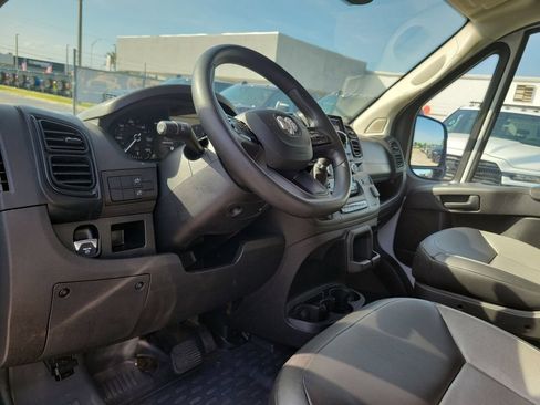 Used 2023 RAM ProMaster 2500 FWD image 25