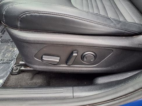 Used 2023 Kia Sportage SX image 25