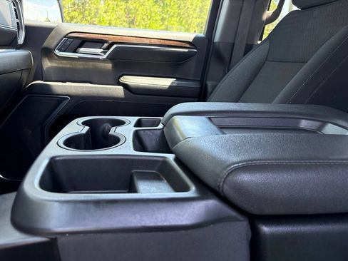 Used 2024 GMC Sierra 1500 SLE AWD/4WD image 15